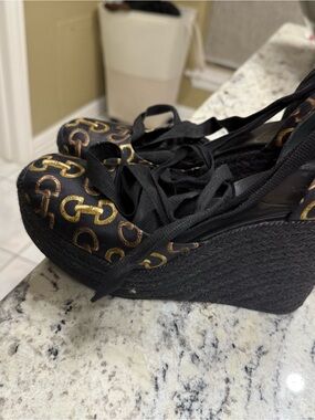 Gucci Black Espadrille Wedge Sandals with Gold Horsebit Print